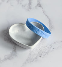 Load image into Gallery viewer, Hope Faith Courage Strength Cancer Awareness Motivational Wristband
