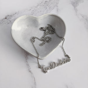 Type 1 diabetic necklace